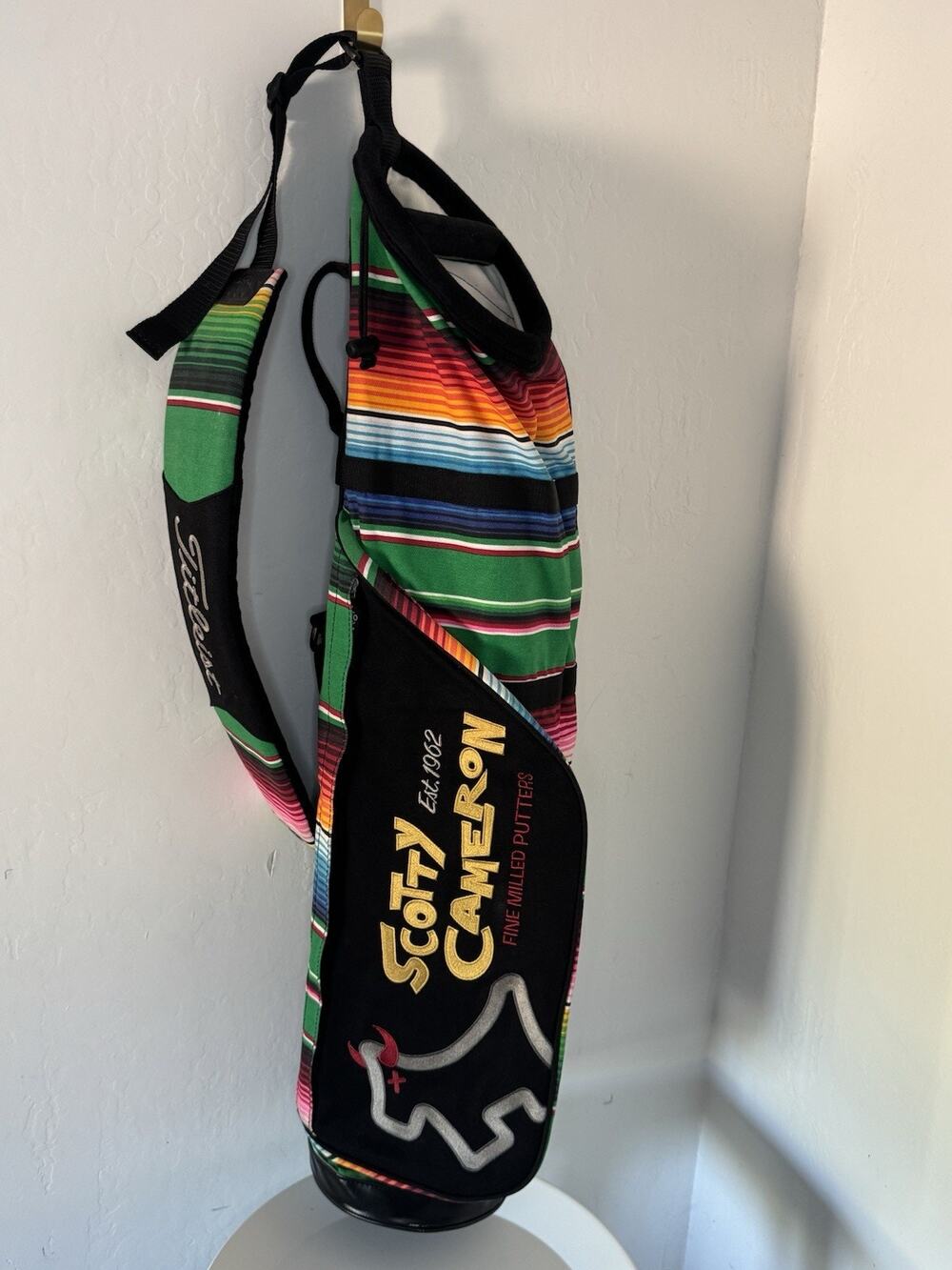 Scotty Cameron Junkyard Dog Cinco De Mayo Sunday Drifter Bag (2010) – RARE!